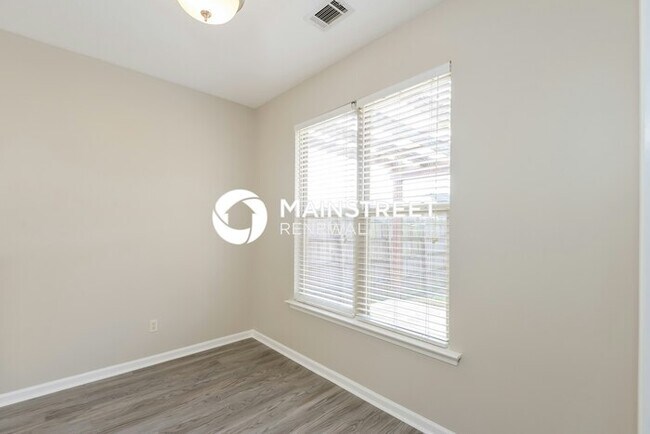 Building Photo - 3 Bedroom Pet-Friendly Home in Moody, AL with Main Street Renewal