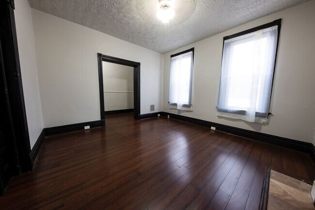 Building Photo - 3436 Utah, 1st Fl