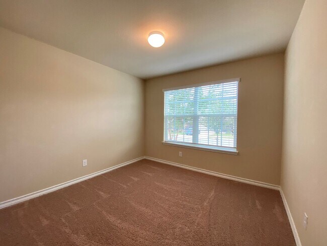 Photo - 7402 Equinox Corner House