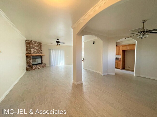 Foto del edificio - 4 br, 2 bath House - 21830 Bancroft Dr.