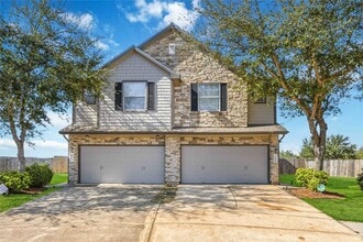 Building Photo - 3205 Victorian Manor Ln