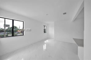 Foto del edificio - 450 Beacom Blvd