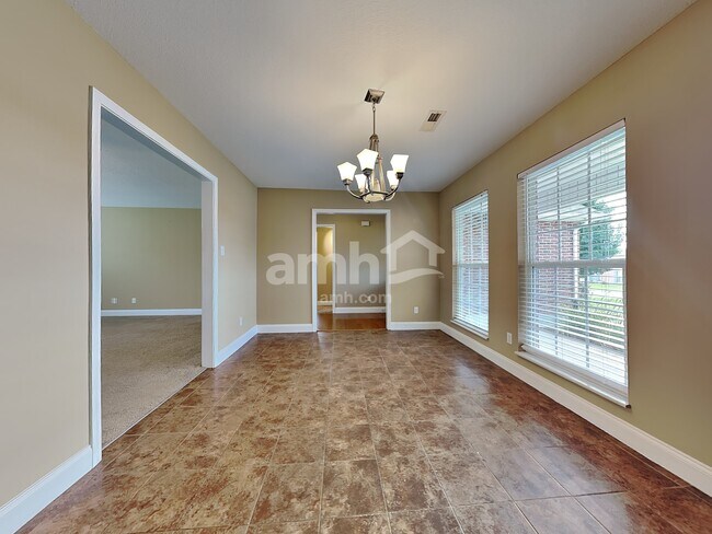 Building Photo - 119 Rouen Ct