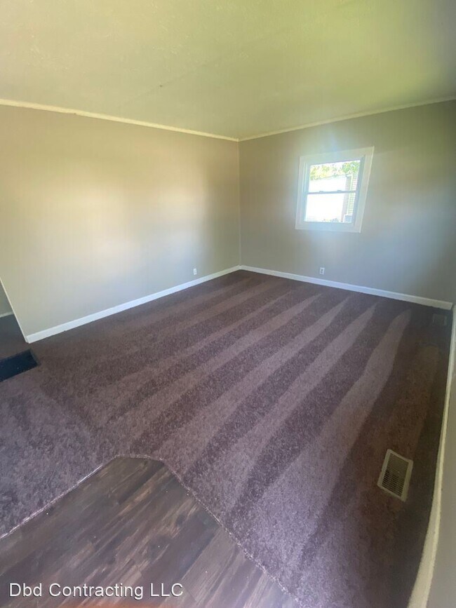 Building Photo - 2 br, 1 bath House - 1026 McKinnie Ave.