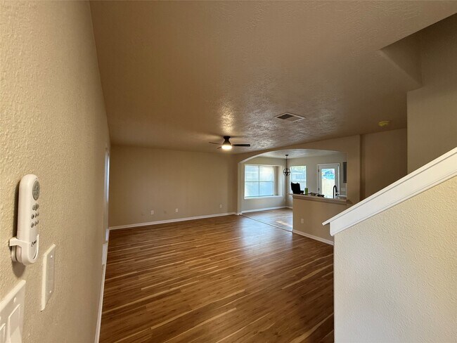 Foto del edificio - 14159 Running Bear Dr