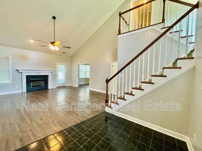 Foto del edificio - 260 Lick Creek Dr