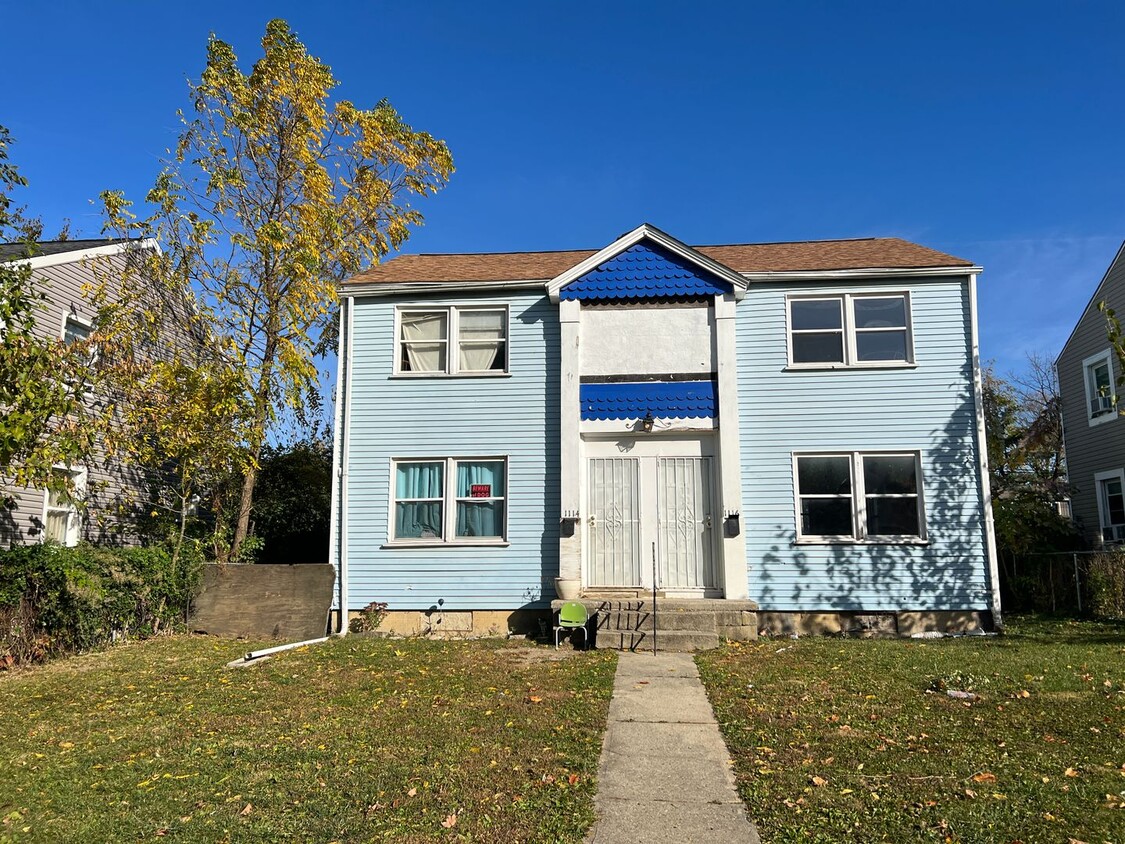 Primary Photo - No Longer Manage 1114-1116 E 22nd Ave