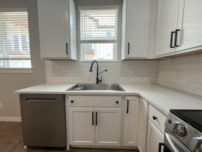 Foto del edificio - 7924 SE Mitchell St