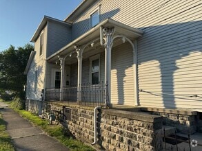 Building Photo - 431-435 N Main St