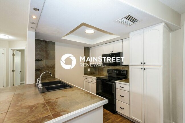 Foto del edificio - 4 Bedroom Pet-Friendly Home in NEW PORT RICHEY, FL with Main Street Renewal