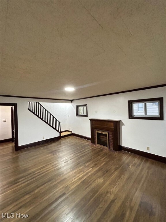 194 E Baird Ave Barberton, OH 44203 – photo 2