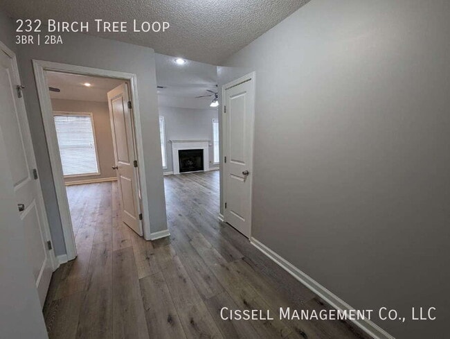 Building Photo - 232 Birch Tree Loop