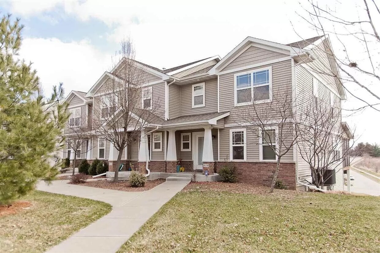 Foto principal - 410 N Scott Blvd