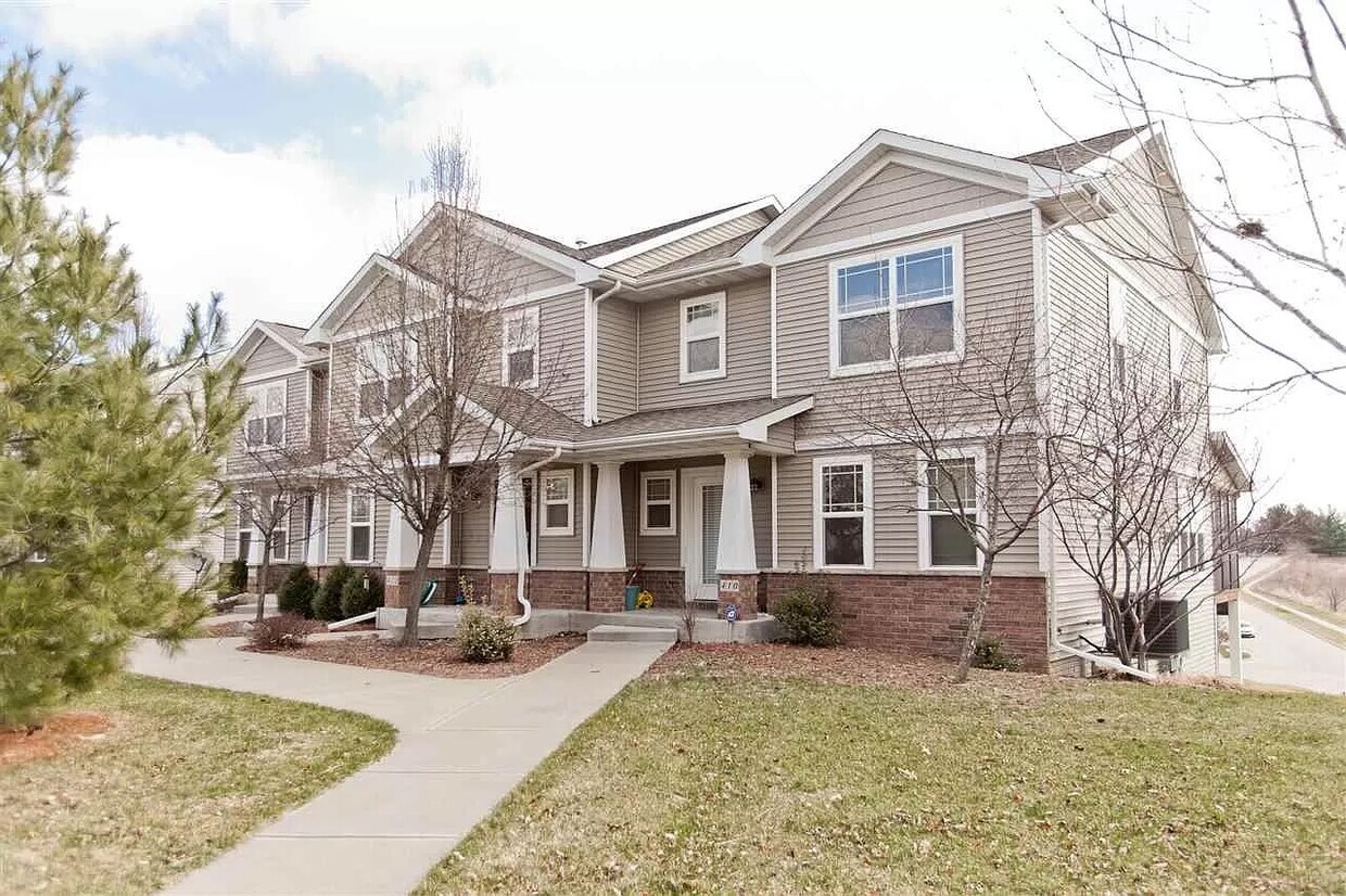 Primary Photo - 410 N Scott Blvd