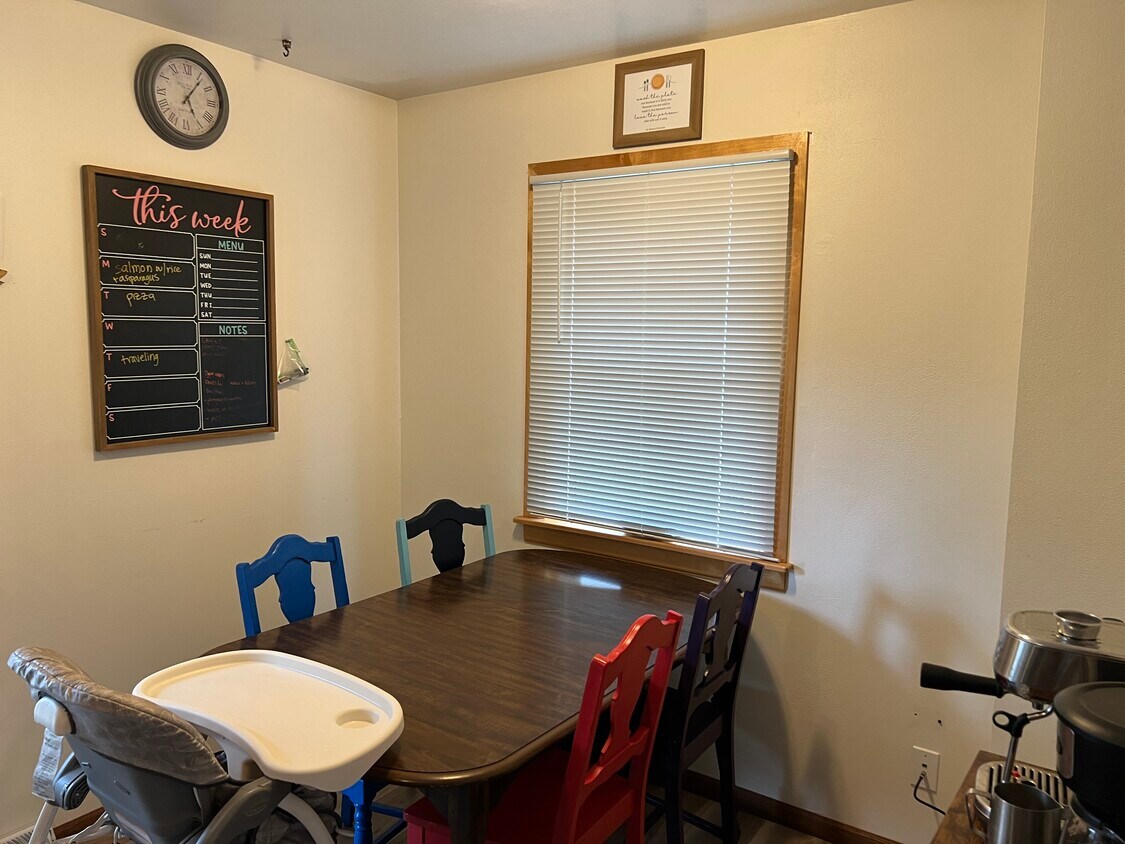 241 Prairie View St, Oregon, WI 53575 Apartments in Oregon, WI