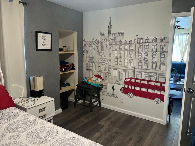 Foto del edificio - 639 E Market St
