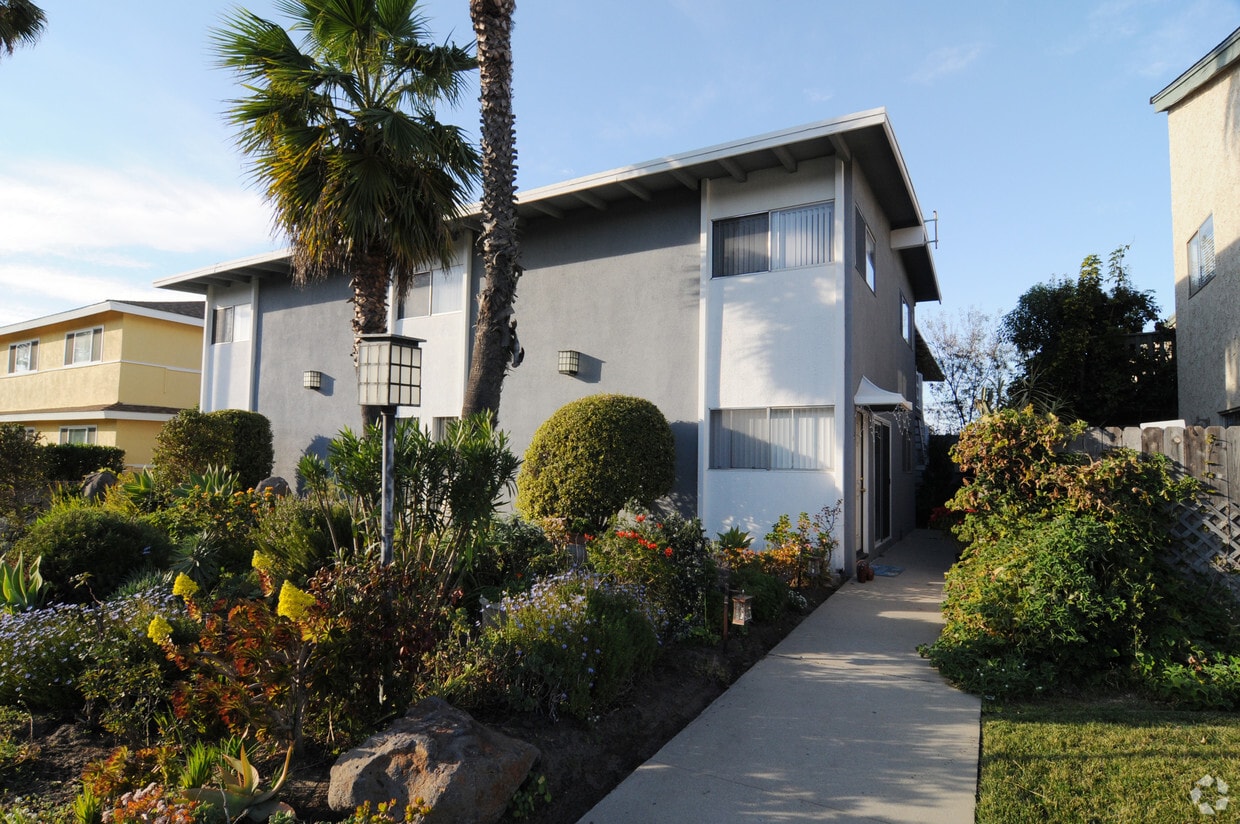 5045 Nautilus St, Oxnard, CA 93035 Apartments in Oxnard, CA