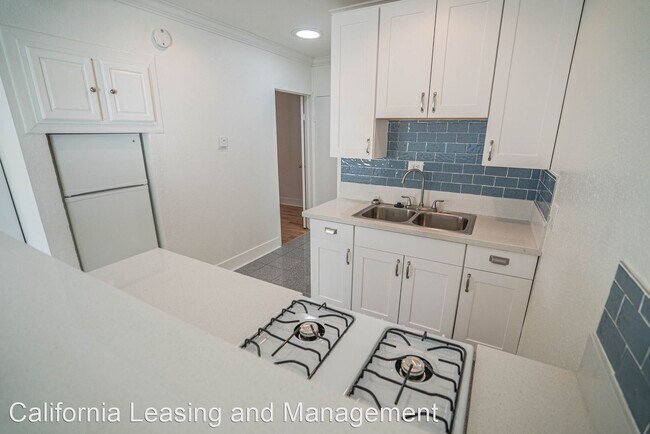 Foto del edificio - 1 br, 1 bath House - 25107 Everett Drive #B