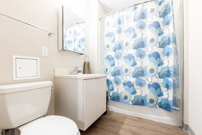 Interior Photo - 735 West by 3L Living