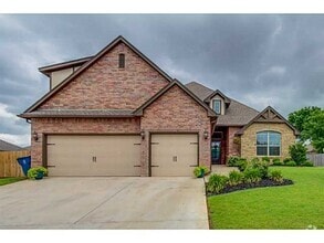 Building Photo - 5008 Arbuckle Dr
