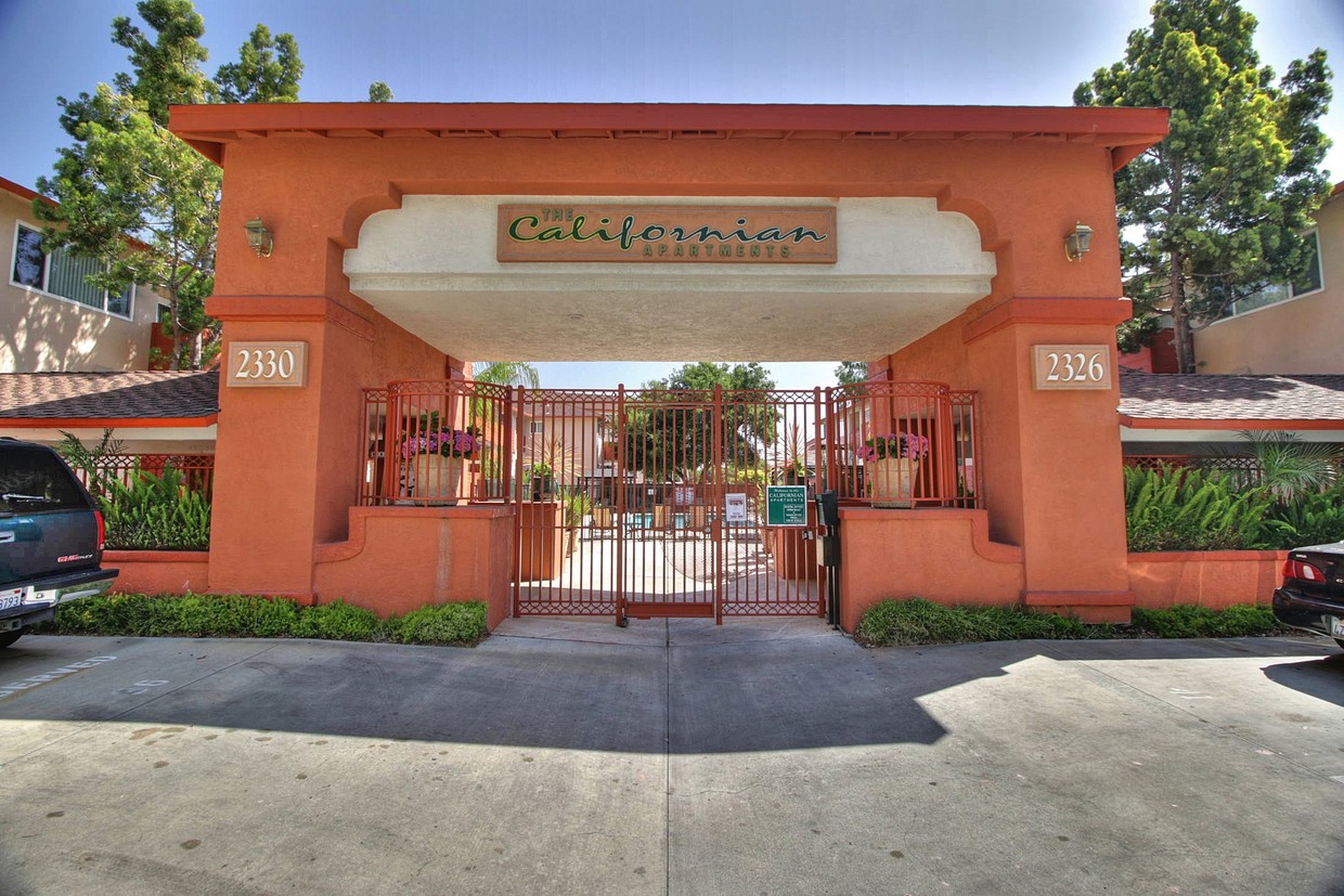 Primary Photo - 2326 California St