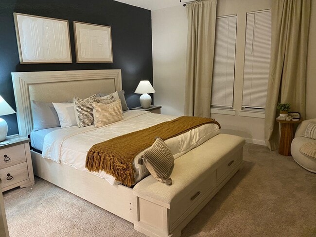 Building Photo - 21707 Redwood Blf Trl