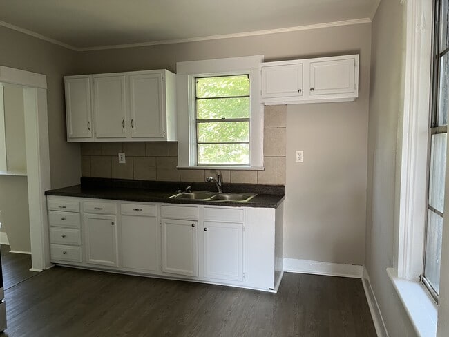 Foto del edificio - 2807 34th St N