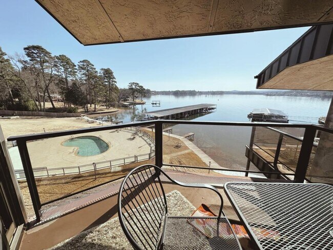 Building Photo - 270 Lake Hamilton Dr