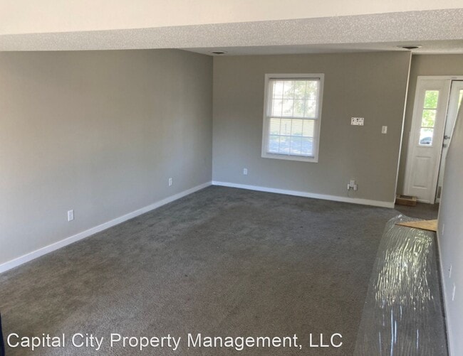 Building Photo - 3 br, 2.5 bath House - 2801 Wellington Dr.