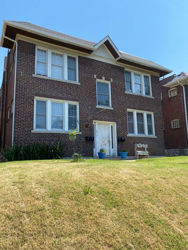 Building Photo - 1817 Allen Ave