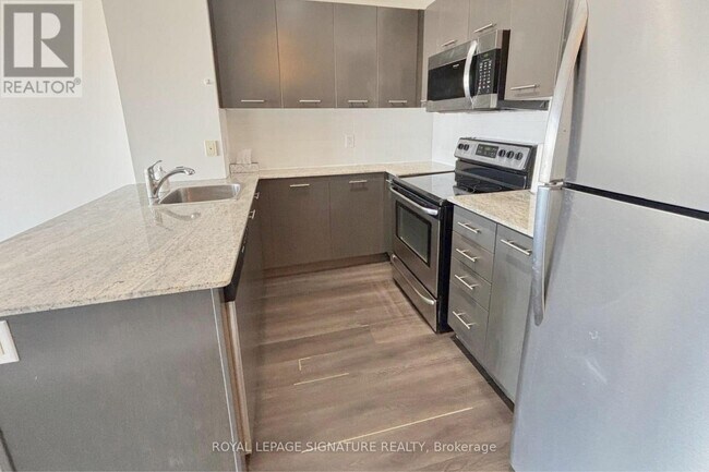 Building Photo - 360 Square One Dr