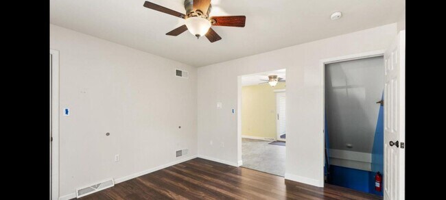 Foto del edificio - 462 Crosswinds Dr