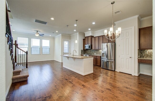 Foto del edificio - 10804 Brittmoore Oaks Pl