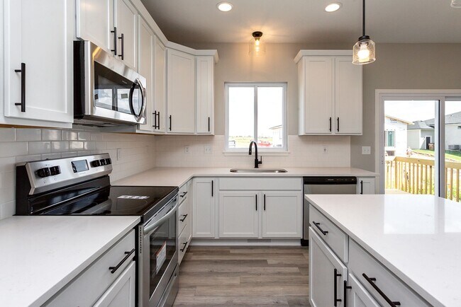 Foto del edificio - 4 Bed / 2.5 Bath Home in Grimes! Move-In Special: Get 1 month FREE with an 18-Month Lease!