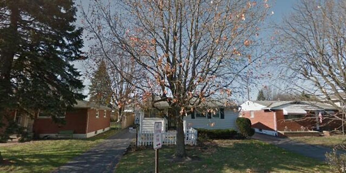 Building Photo - 685 Holly Hill Dr