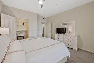 Building Photo - 10635 Calle Mar De Mariposa