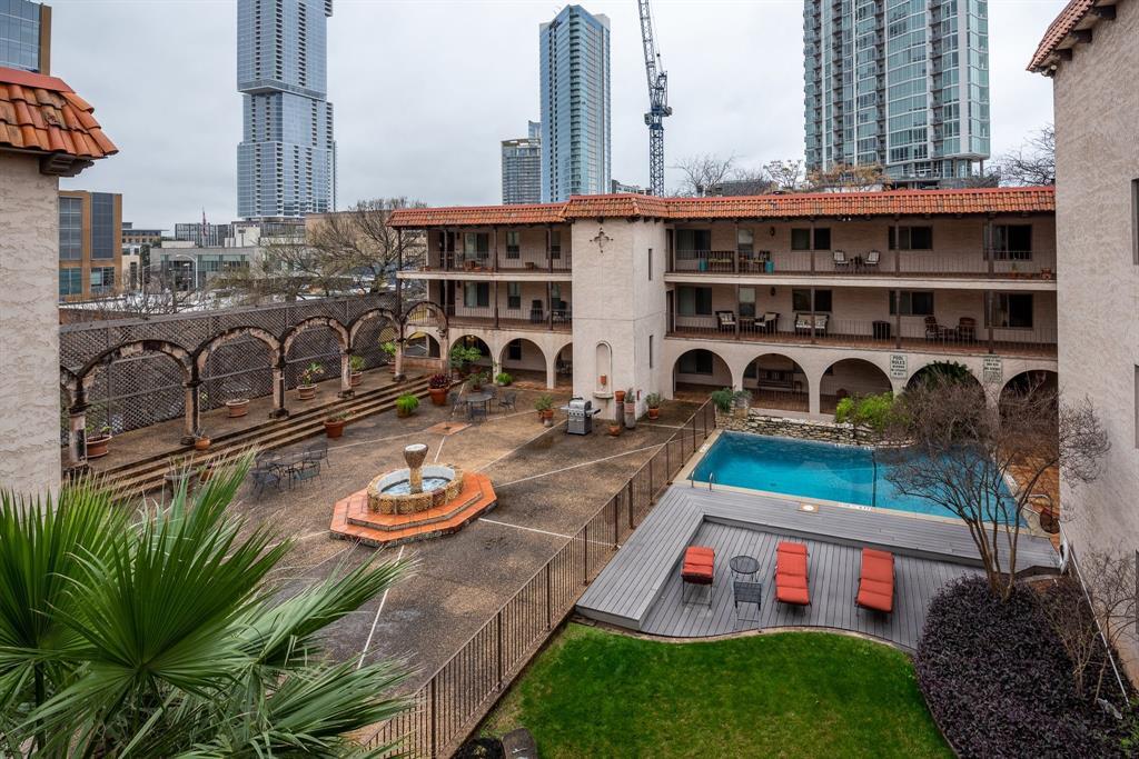 Foto principal - 505 W 7th St