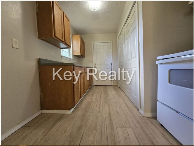 Building Photo - 3801 Palace Ct