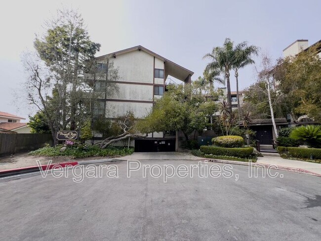 Foto del edificio - 5987 Peacock Ridge Rd