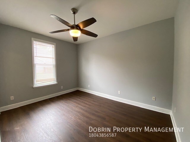 Foto del edificio - 1322 W Clay St