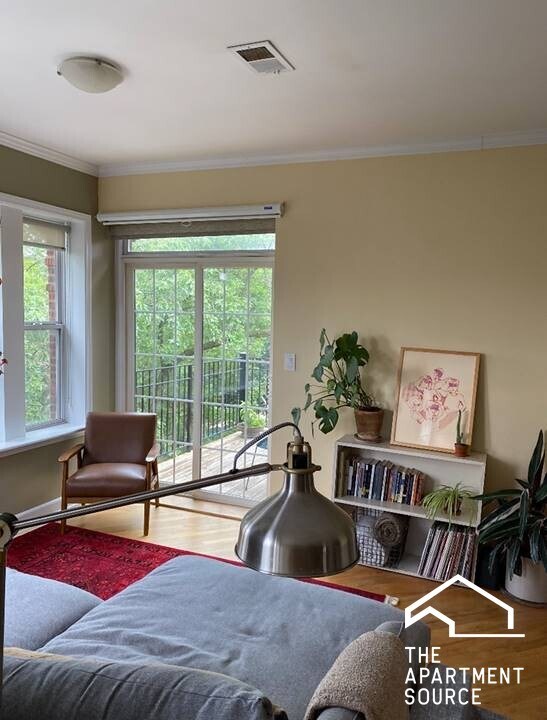 Foto del edificio - 1623 W Wallen Ave