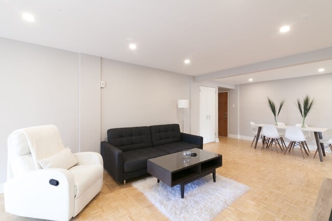 Photo du bâtiment - 3421 Rue Drummond