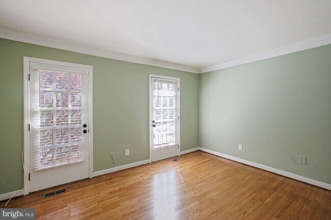 Foto del edificio - 1225 Michigan Ct