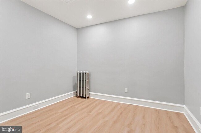 Foto del edificio - 5548 Ridge Ave