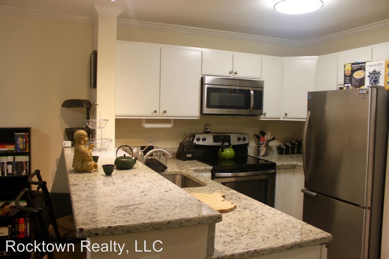 Foto principal - 1330 Hunters Rd