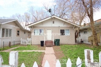 Building Photo - 823 S 4th Ave