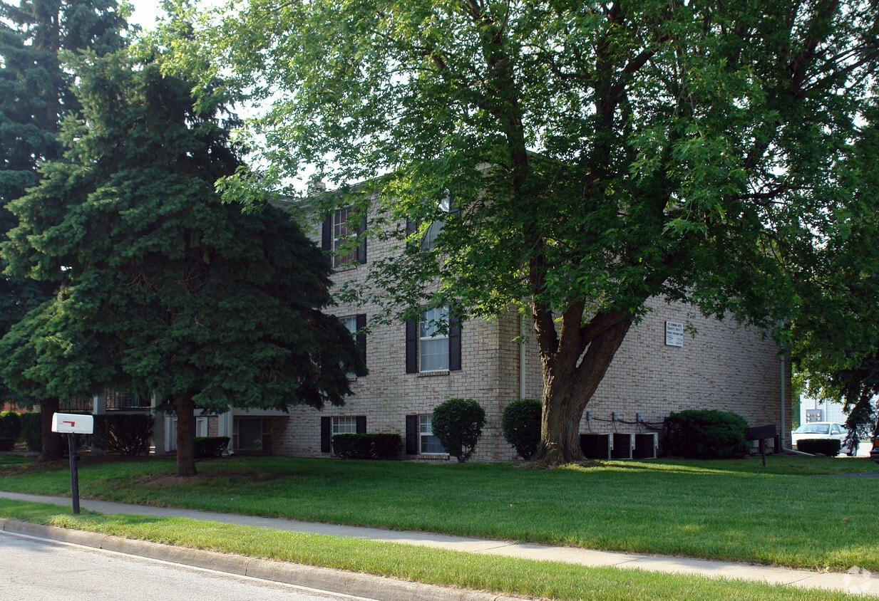 Building Photo - 802 6th St