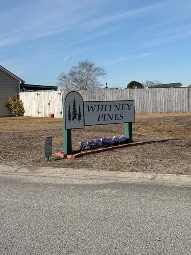 Building Photo - An Unbeatable Location and Stunning Home!!