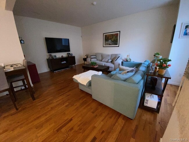 Foto del edificio - 213 Arlington Ct