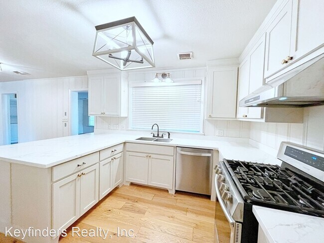 Building Photo - 3 br, 2 bath House - 1436 Hearthstone Dr.